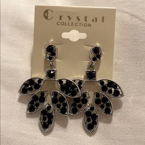I sell new earrings